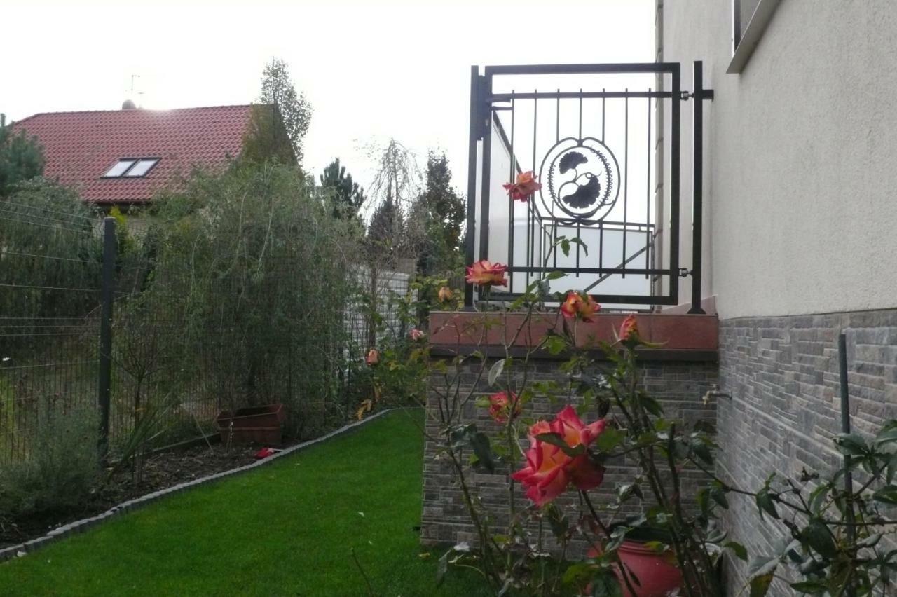 Banana Apartment Stary Toruń Exterior foto